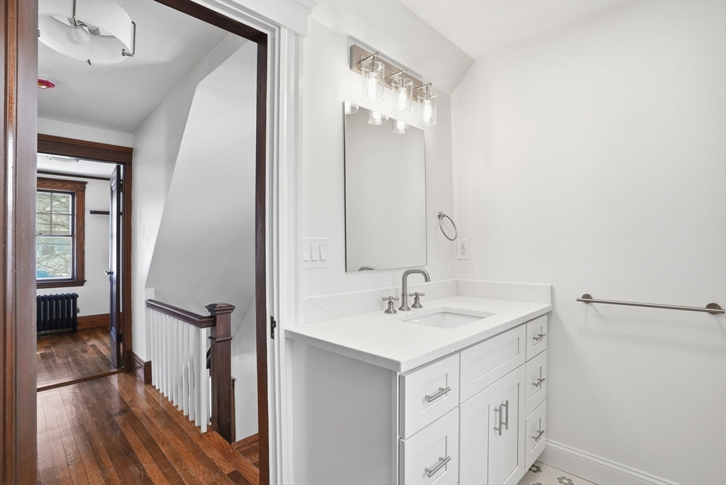 28 Brook Road Quincy, MA 02169 - Photo 22 of 38