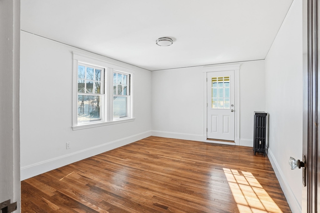 28 Brook Road Quincy, MA 02169 - Photo 25 of 38