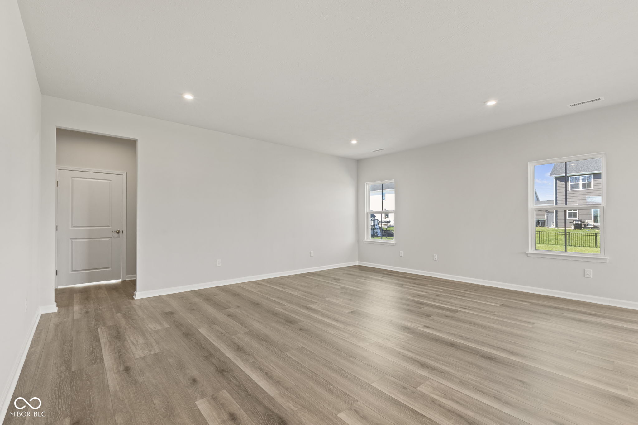 272 McNair Road Whiteland, IN 46184 - Photo 7 of 40