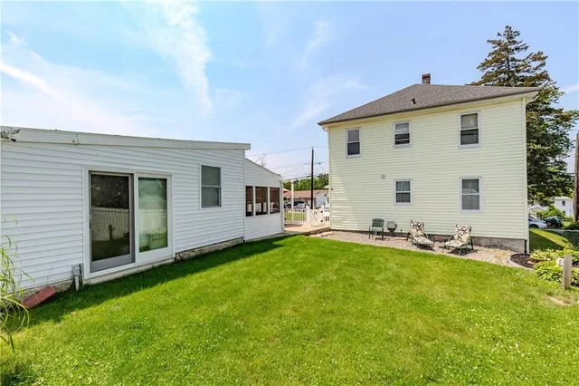 $1,500 | 2 Ann Street, North Providence, RI 02904