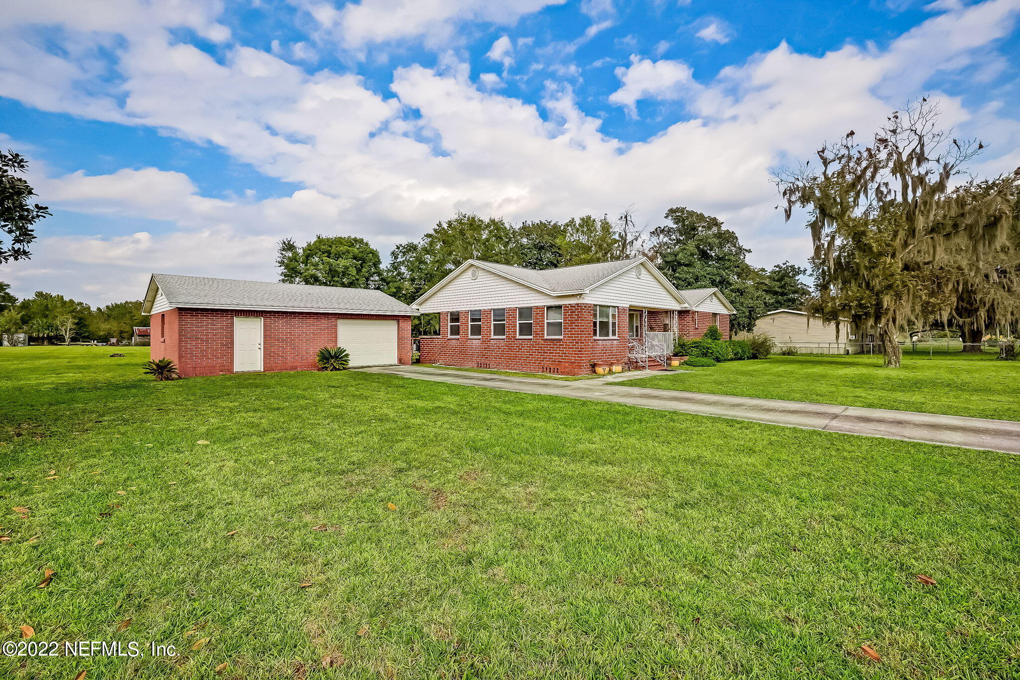 9065 Magill Road Jacksonville, FL 32219 - Photo 3 of 48 Left of Home/ Garage