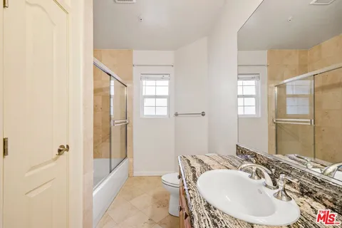 $1,149,500 | 1948 Malcolm Avenue, Unit 305, Los Angeles, CA 90025