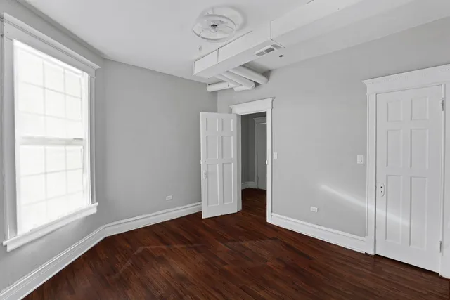 $2,000 | 5343 South Indiana Avenue, Unit 3, Chicago, IL 60615