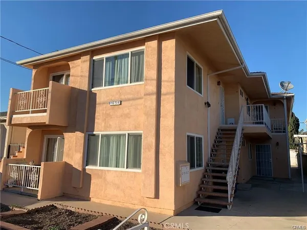 $2,400 | 634 West 21st Street, Unit 3, San Pedro, CA 90731