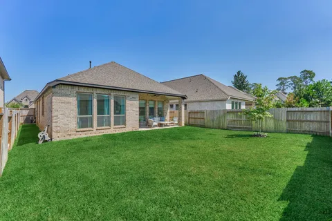 a view of livingroom with washer and dryer
