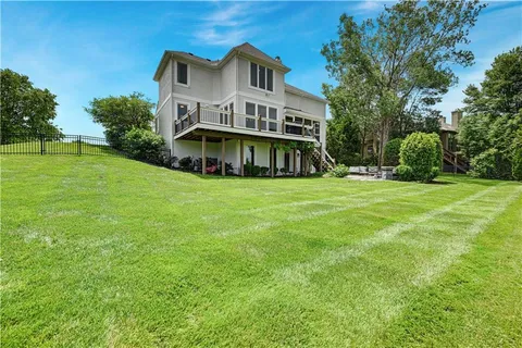 $1,285,000 | 13856 Horton Drive, Overland Park, KS 66223