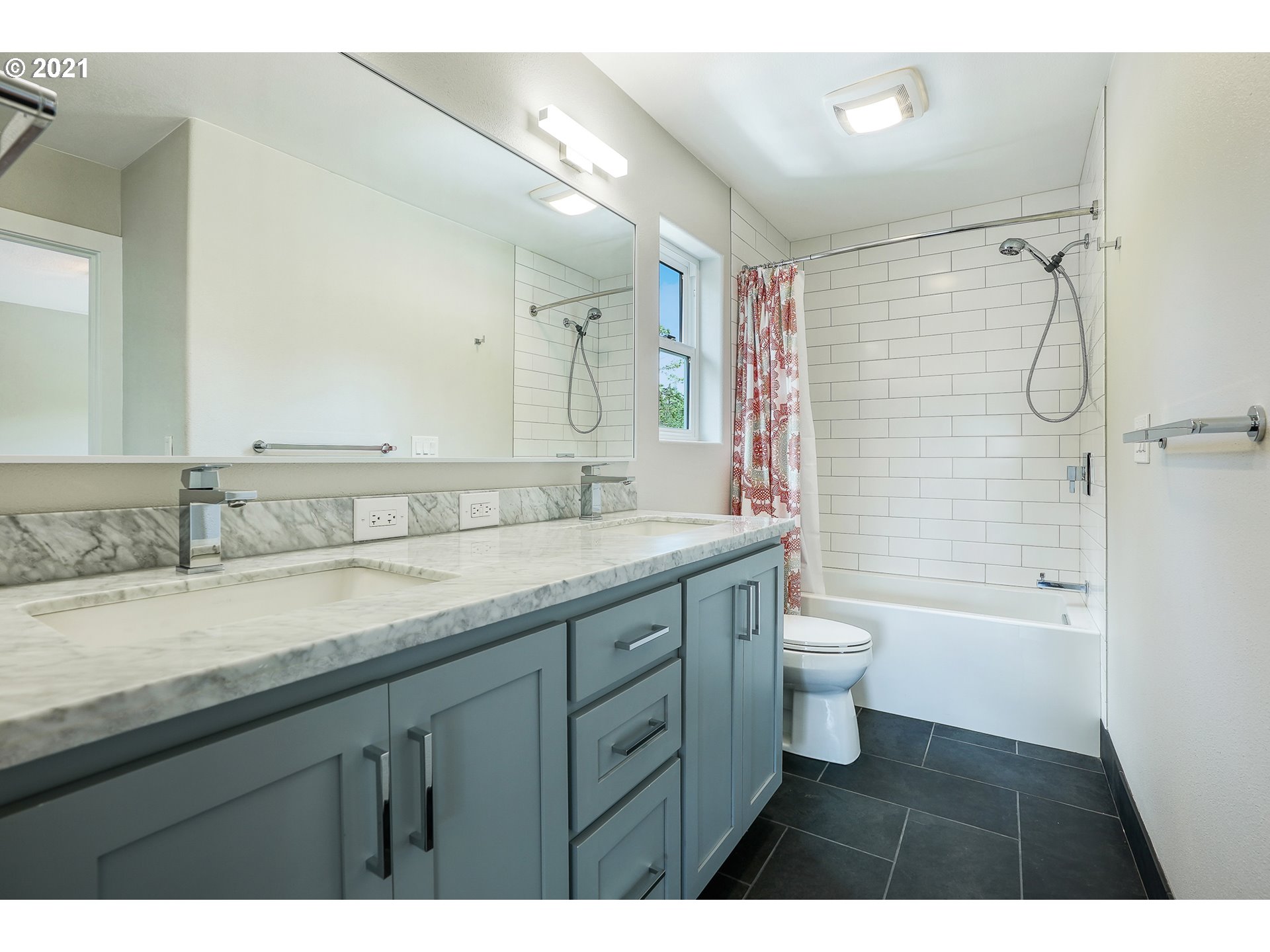 17013 Northwest Johnson Road Hillsboro, OR 97124 - Photo 23 of 32 Gallery Image 23