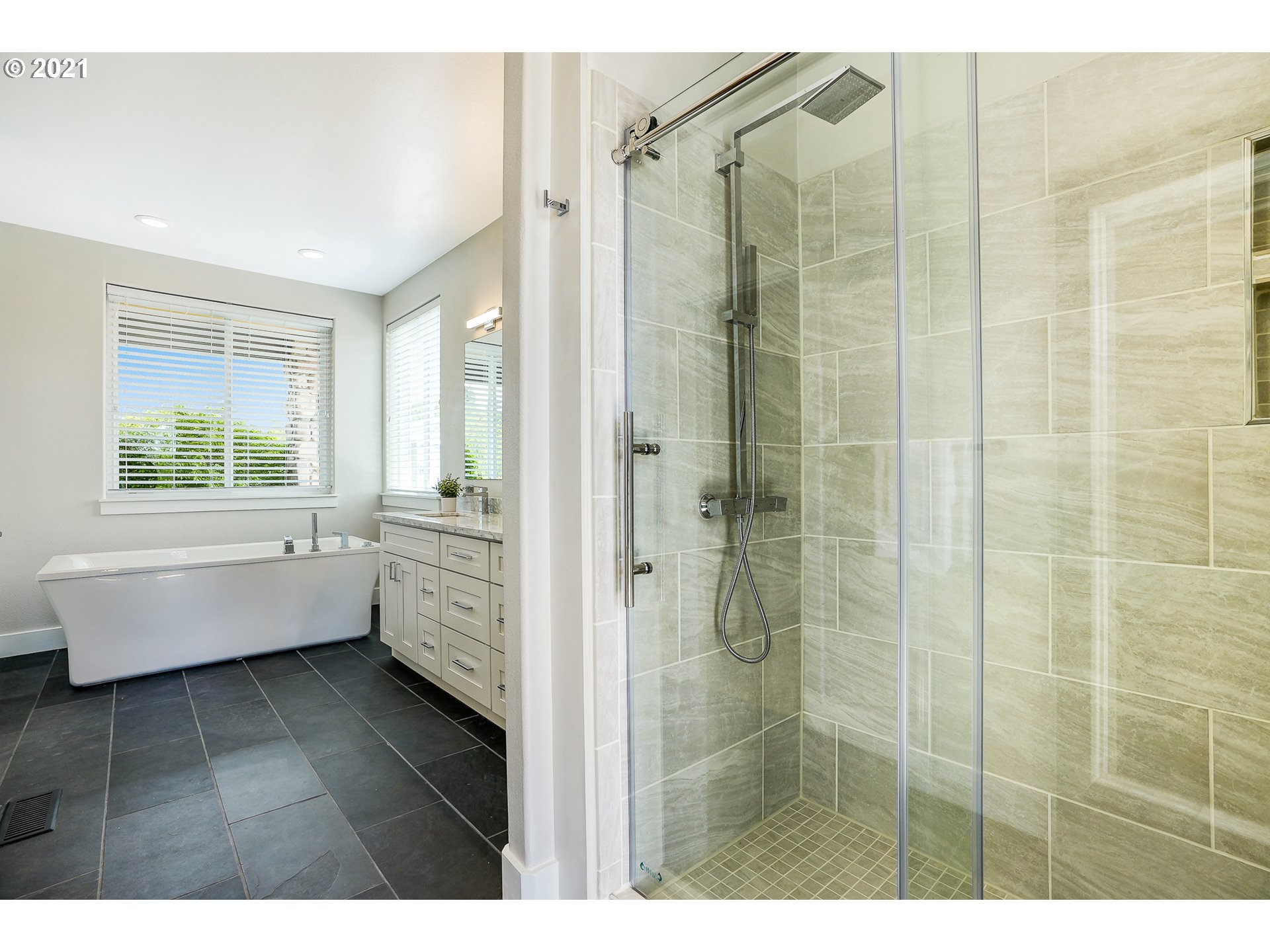 17013 Northwest Johnson Road Hillsboro, OR 97124 - Photo 30 of 32 Gallery Image 30