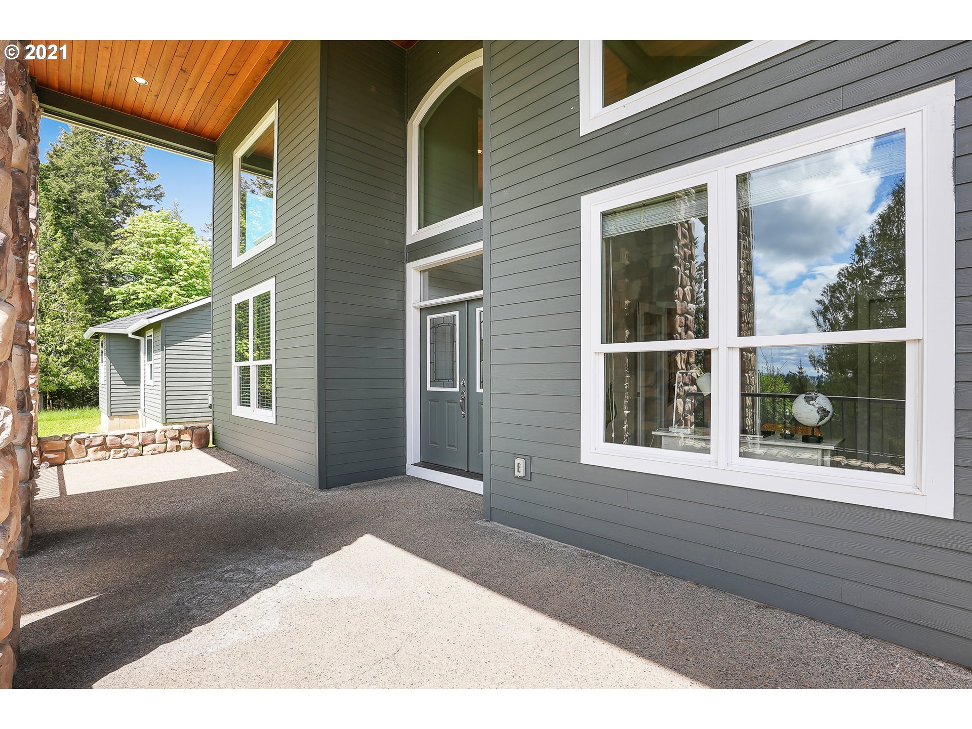 17013 Northwest Johnson Road Hillsboro, OR 97124 - Photo 5 of 32 Gallery Image 5