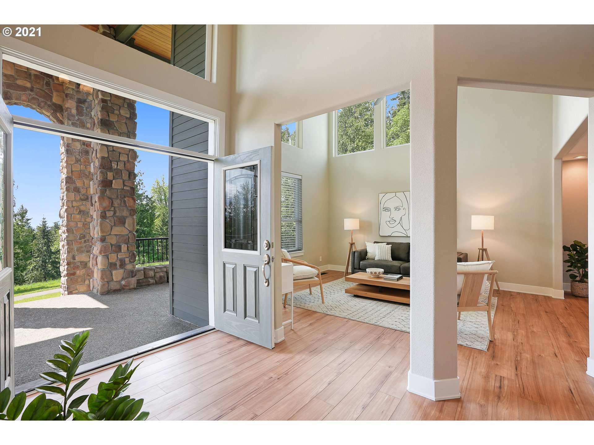 17013 Northwest Johnson Road Hillsboro, OR 97124 - Photo 7 of 32 Gallery Image 7