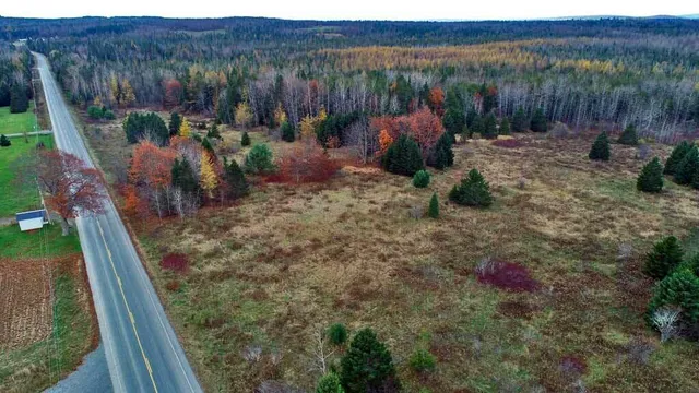 $66,900 | Lot 18 U.S. Rte 2, Newport, ME 04953