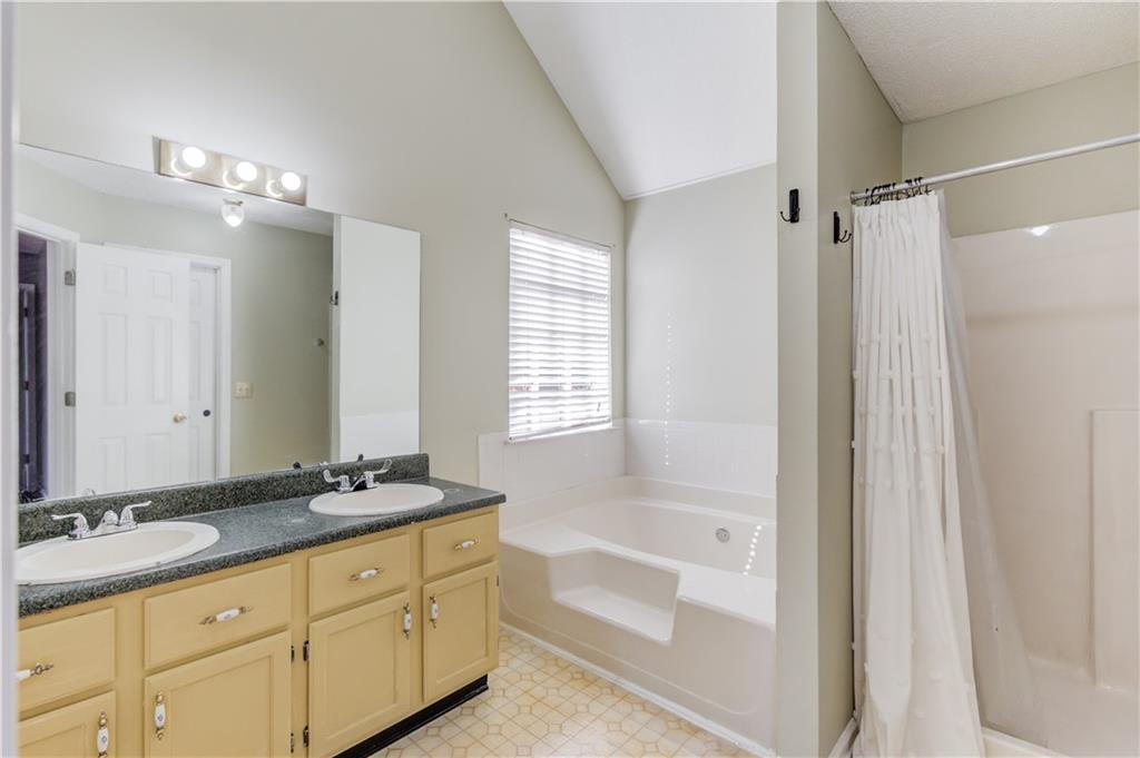 3311 Crossgate Court Loganville, GA 30052 - Photo 24 of 41