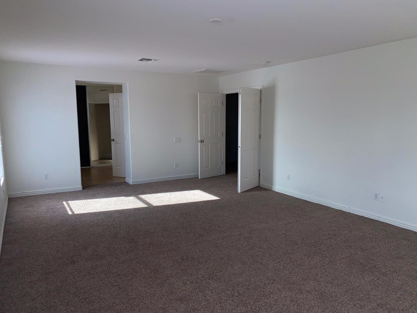 43589 West Cowpath Road Maricopa, AZ 85138 - Photo 6 of 6 a view of empty room with window