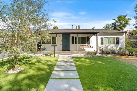 $1,249,988 | 6514 Coldwater Canyon Avenue, North Hollywood, CA 91606