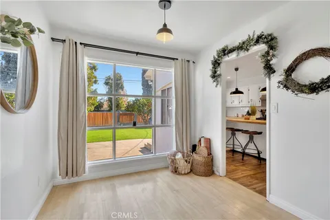 $1,249,988 | 6514 Coldwater Canyon Avenue, North Hollywood, CA 91606
