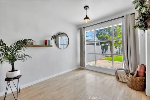 $1,249,988 | 6514 Coldwater Canyon Avenue, North Hollywood, CA 91606