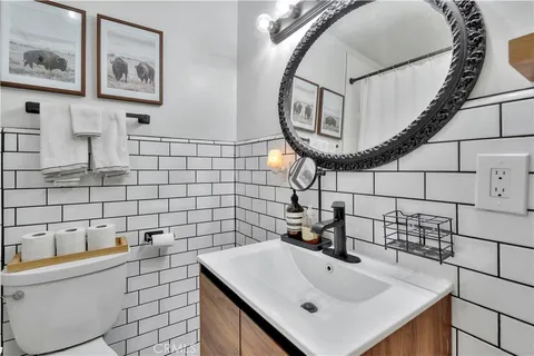 $1,249,988 | 6514 Coldwater Canyon Avenue, North Hollywood, CA 91606