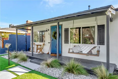 $1,249,988 | 6514 Coldwater Canyon Avenue, North Hollywood, CA 91606