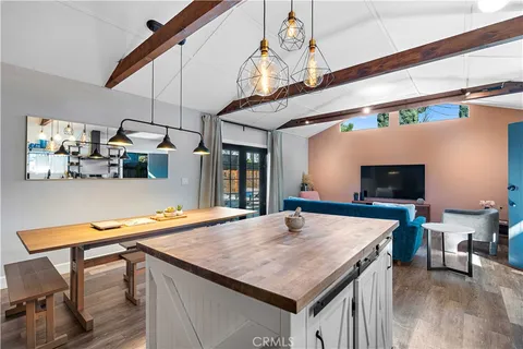 $1,249,988 | 6514 Coldwater Canyon Avenue, North Hollywood, CA 91606