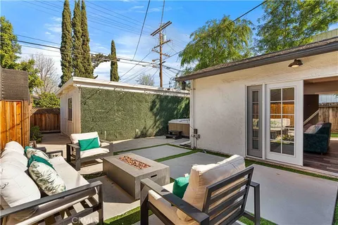 $1,249,988 | 6514 Coldwater Canyon Avenue, North Hollywood, CA 91606