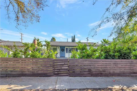 $1,249,988 | 6514 Coldwater Canyon Avenue, North Hollywood, CA 91606