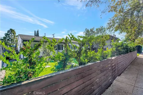 $1,249,988 | 6514 Coldwater Canyon Avenue, North Hollywood, CA 91606