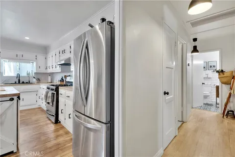 $1,249,988 | 6514 Coldwater Canyon Avenue, North Hollywood, CA 91606