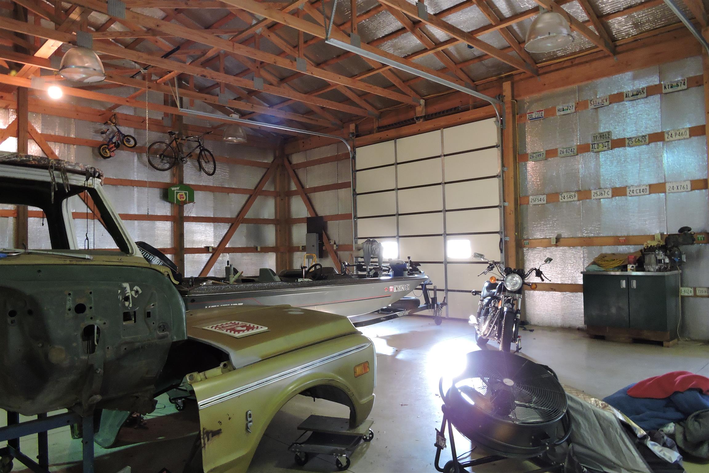 826 Wayside Road Manchester, TN 37355 - Photo 27 of 31 a view of a room with gym equipment