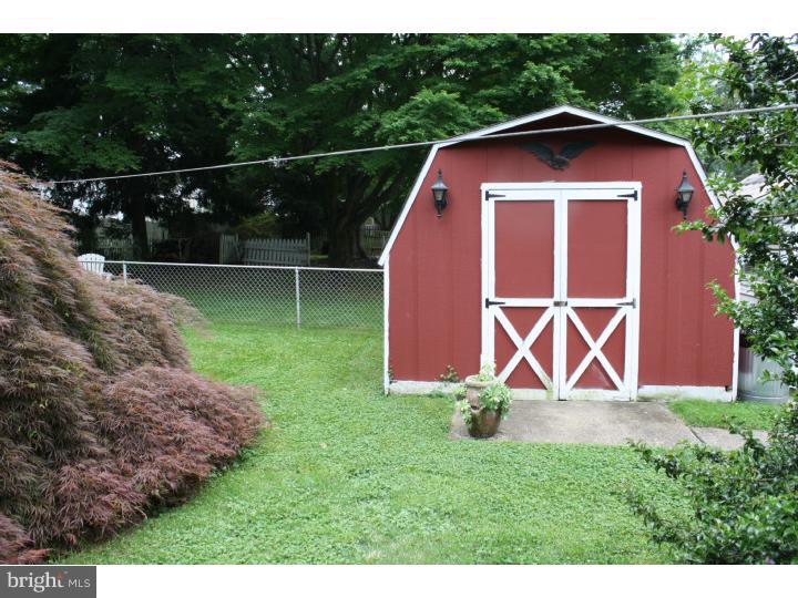 321 Sandy Bank Road Media, PA 19063 - Photo 18 of 21 Storage Shed