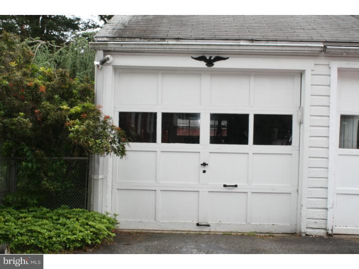 321 Sandy Bank Road Media, PA 19063 - Photo 19 of 21 Garage