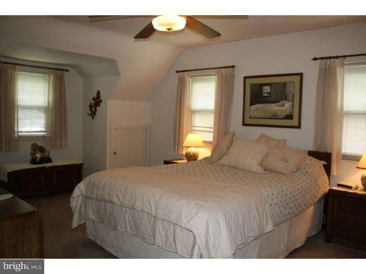 321 Sandy Bank Road Media, PA 19063 - Photo 9 of 21 Bedroom - Main