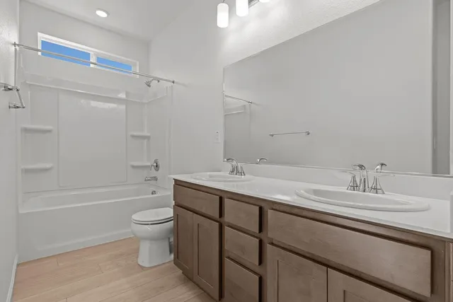 $514,990 | 905 Zennor Place, Patterson, CA 95363