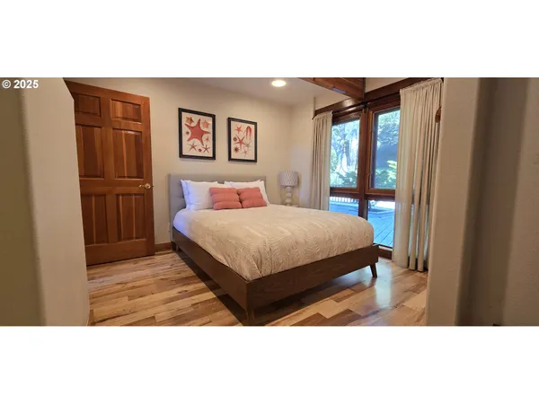 $1,899,000 | 79519 Ray Brown Road, Arch Cape, OR 97102