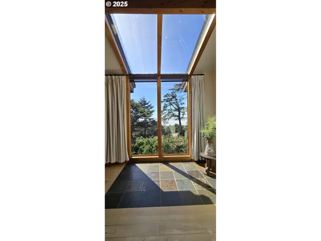 $1,899,000 | 79519 Ray Brown Road, Arch Cape, OR 97102