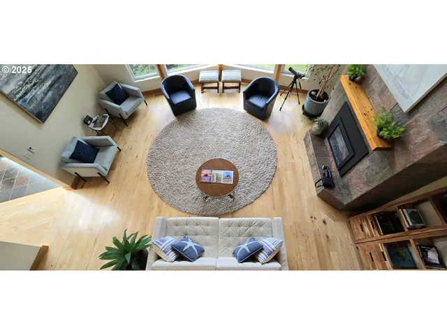 $1,899,000 | 79519 Ray Brown Road, Arch Cape, OR 97102