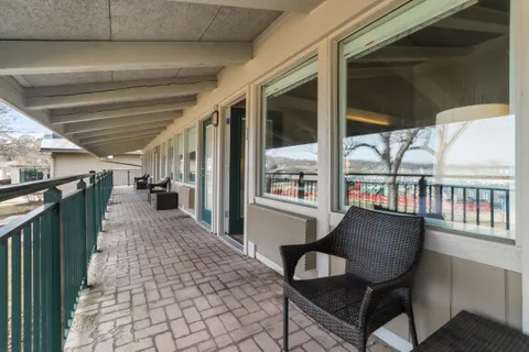 $214,900 | 269 Fontana Boulevard, Unit 2566, Fontana, WI 53125