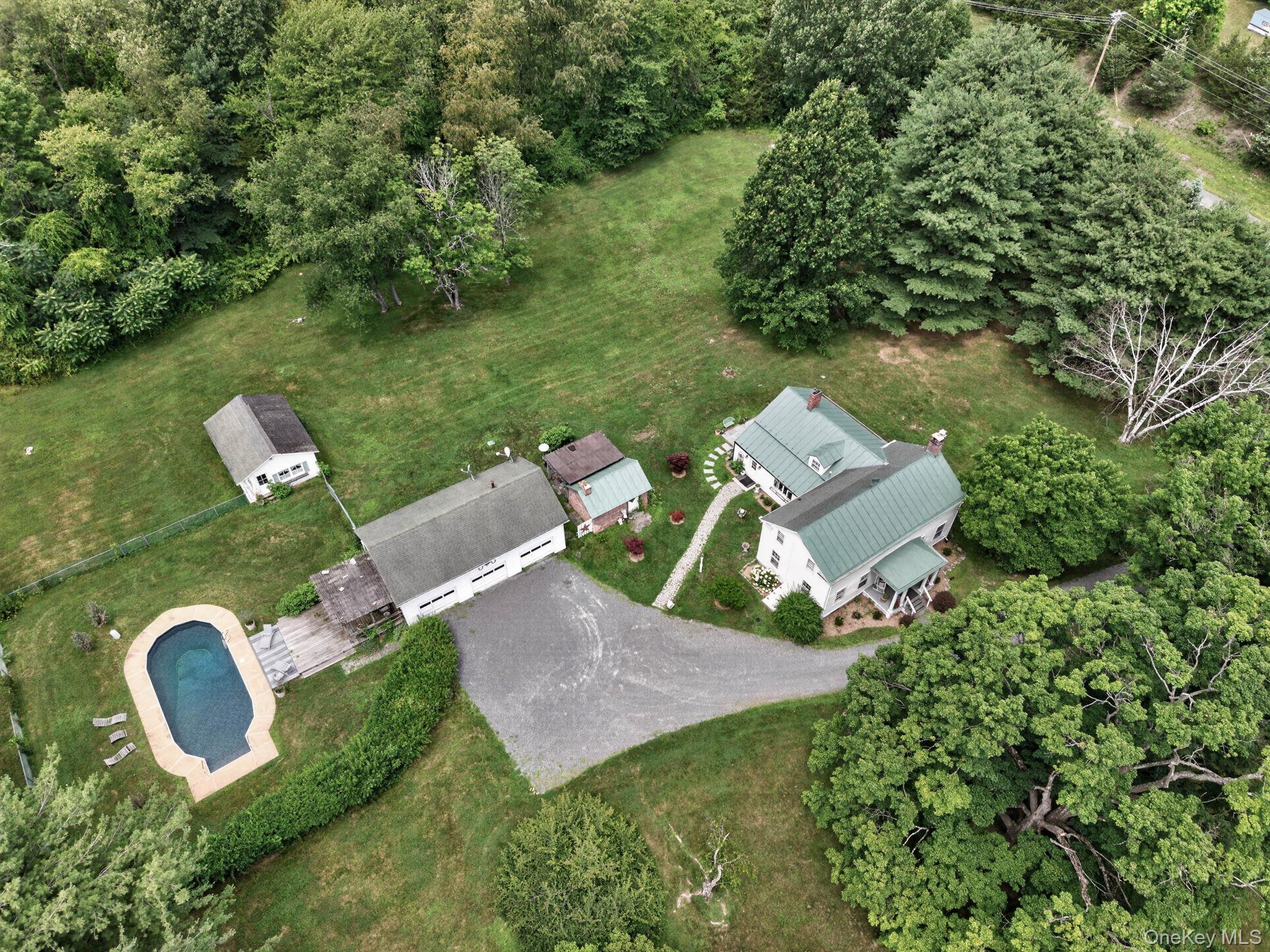210 Middle Road Hudson, NY 12534 - Photo 47 of 50