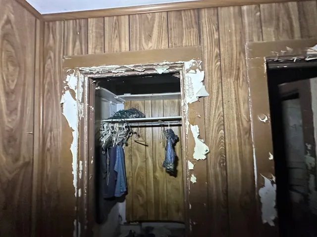 a view of walk in closet