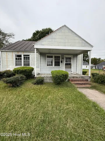 $75,000 | 903 North Oakum Street, Edenton, NC 27932