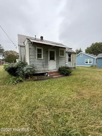 $75,000 | 903 North Oakum Street, Edenton, NC 27932