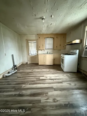 $75,000 | 903 North Oakum Street, Edenton, NC 27932