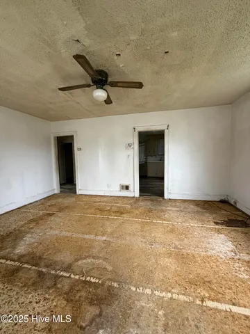 $75,000 | 903 North Oakum Street, Edenton, NC 27932