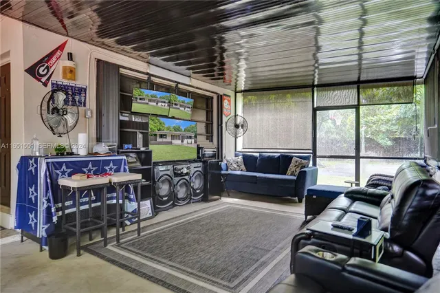 $600,000 | 770 Northwest 175th Drive, Miami Gardens, FL 33169