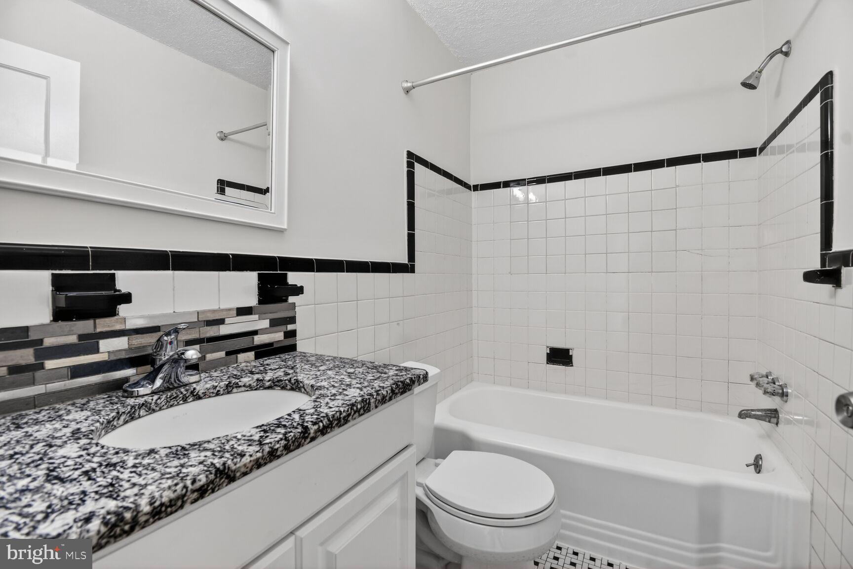 11721 Kingtree Street Silver Spring, MD 20902 - Photo 22 of 30