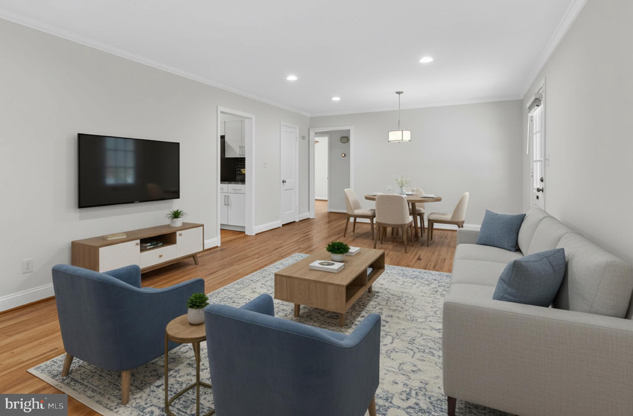 11721 Kingtree Street Silver Spring, MD 20902 - Photo 4 of 30