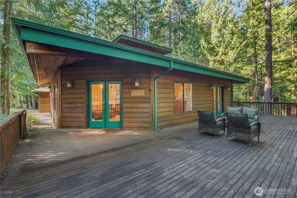 $419,950 | 720 North Potlatch Drive, Hoodsport, WA 98548