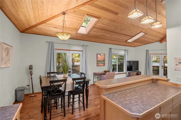 $419,950 | 720 North Potlatch Drive, Hoodsport, WA 98548