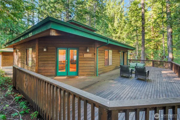 $419,950 | 720 North Potlatch Drive, Hoodsport, WA 98548