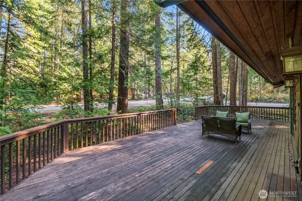 $419,950 | 720 North Potlatch Drive, Hoodsport, WA 98548