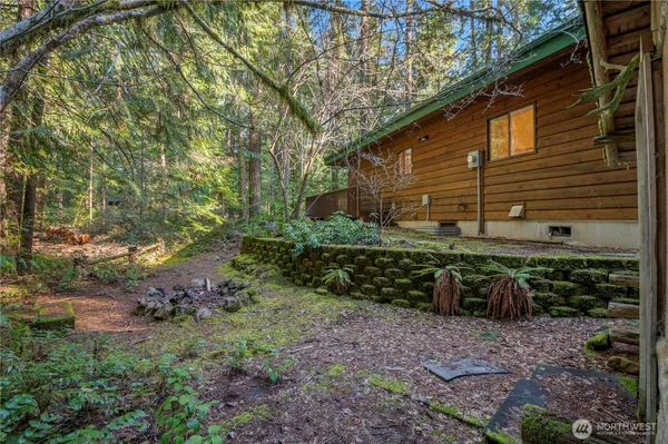 $419,950 | 720 North Potlatch Drive, Hoodsport, WA 98548